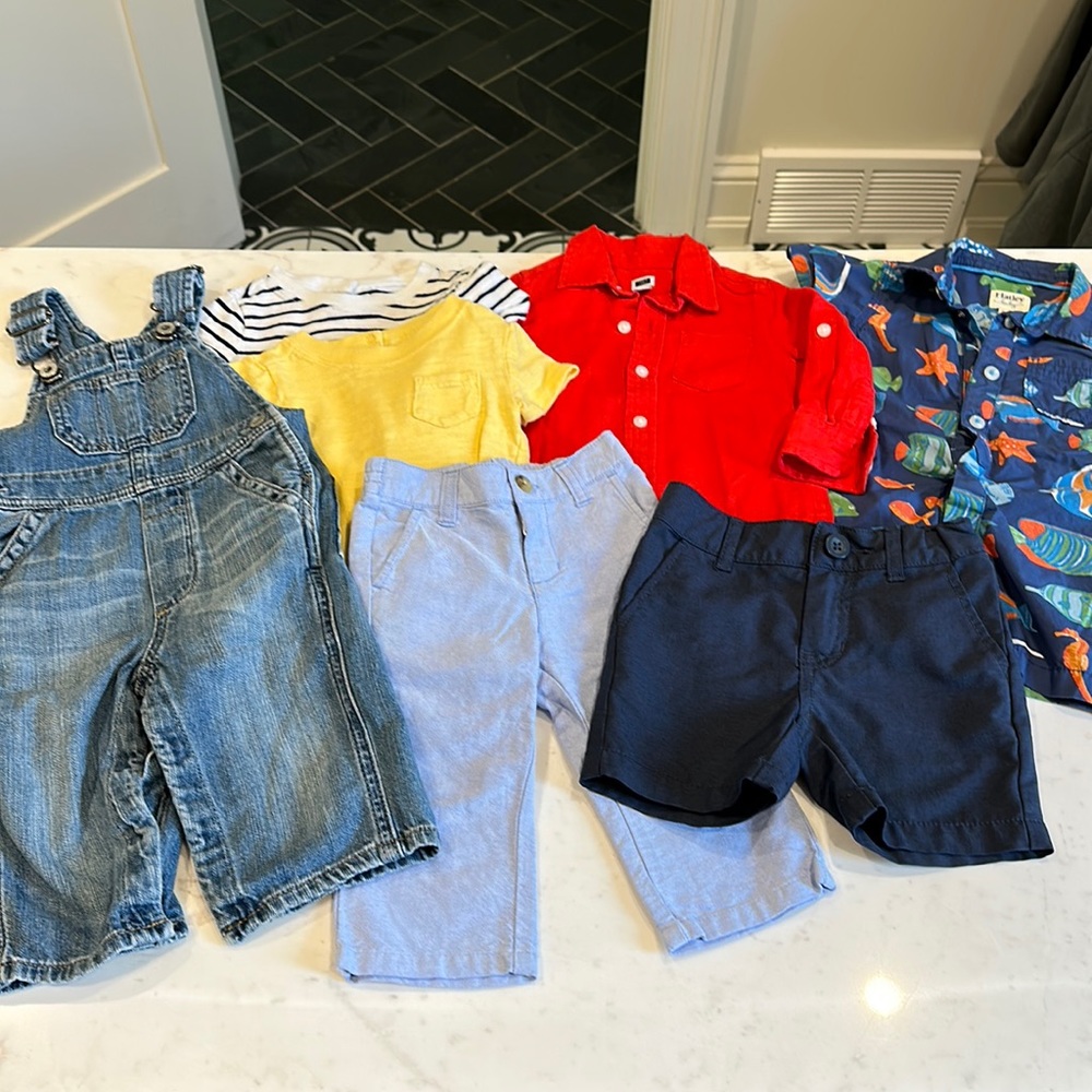 Large Lot of baby boy clothes! The Gap, Janie and Jack, Hatley etc… 6-12m